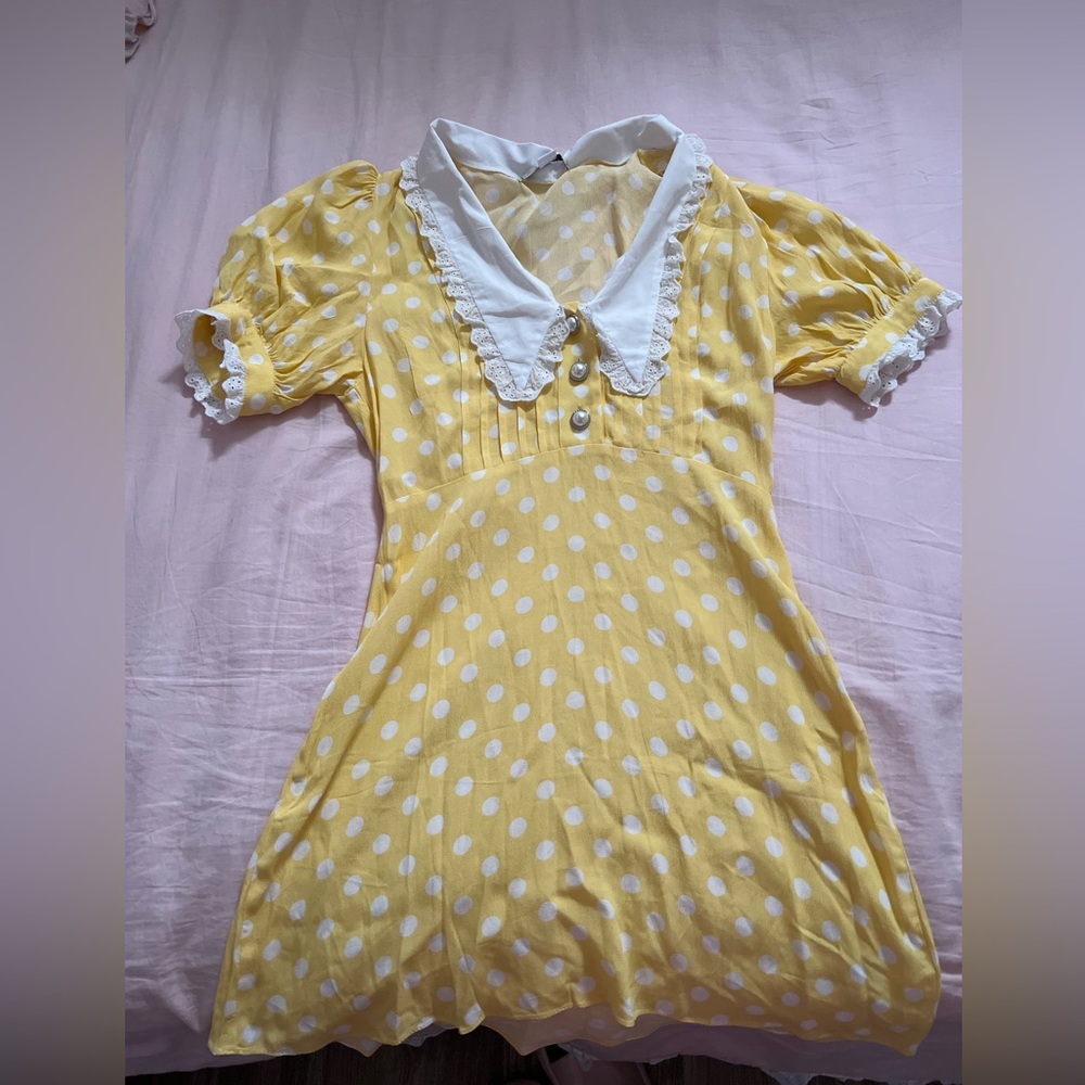 Kimchi Blue Yellow Puff Sleeve Mini Dress